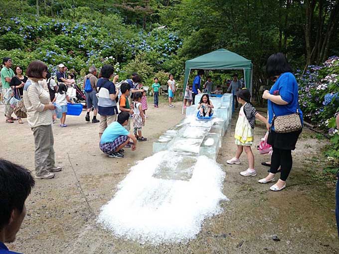 哈爾濱冰滑梯  冬季冰滑梯 冰建工程施工